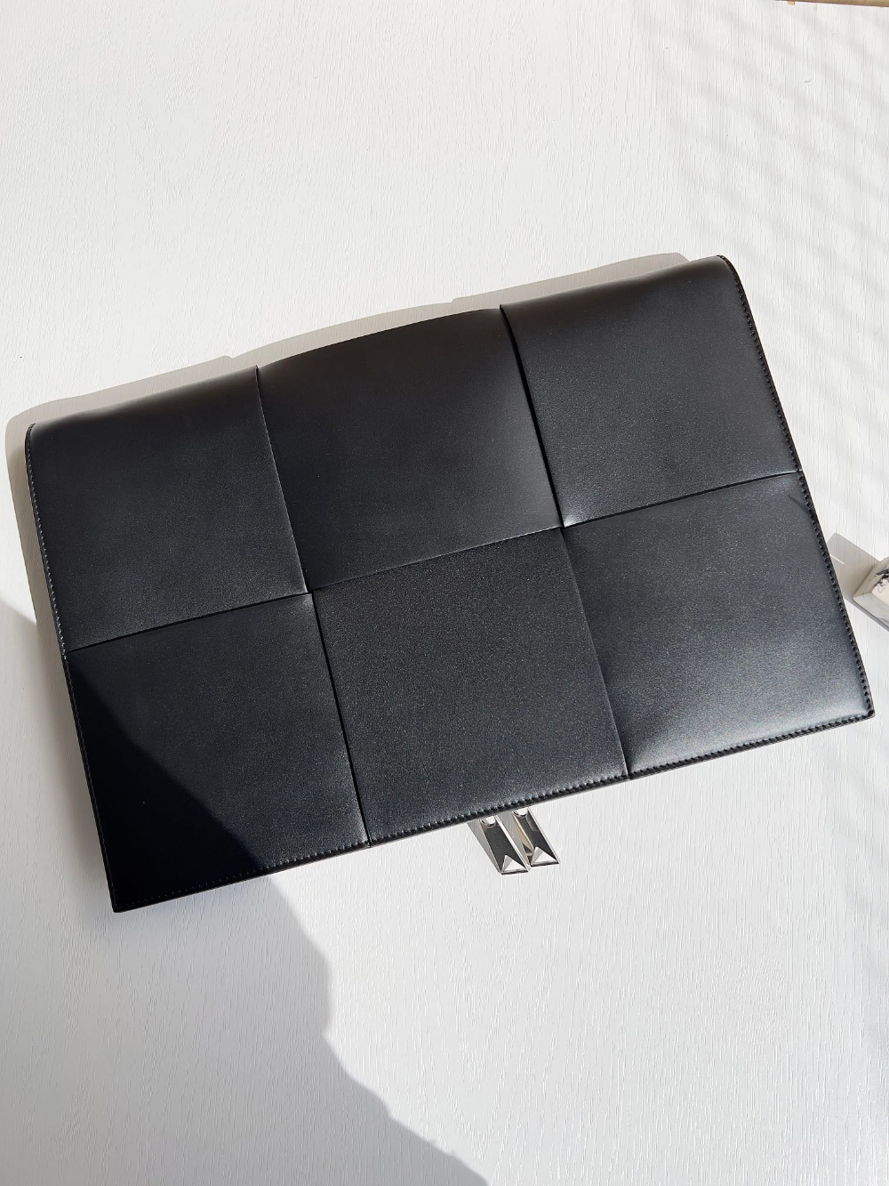 Bottega Veneta Arco Document Case