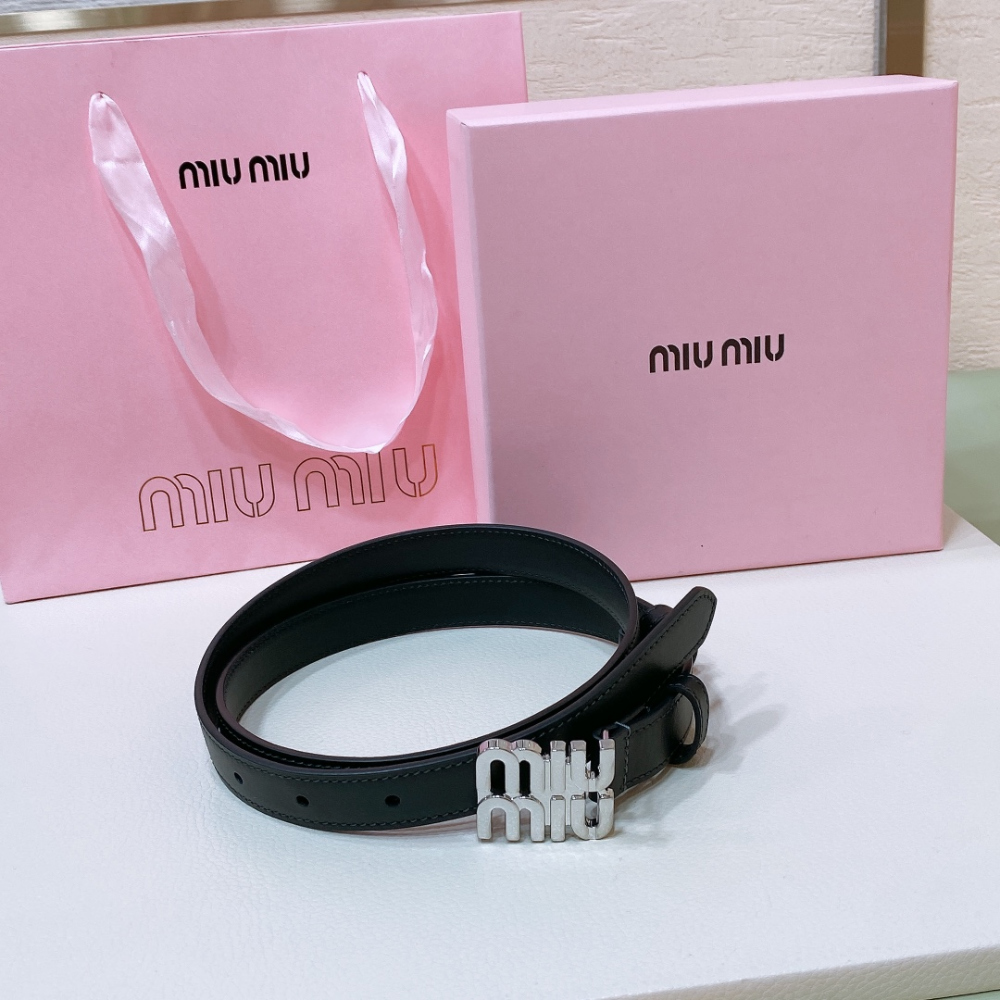 Miu Miu 7