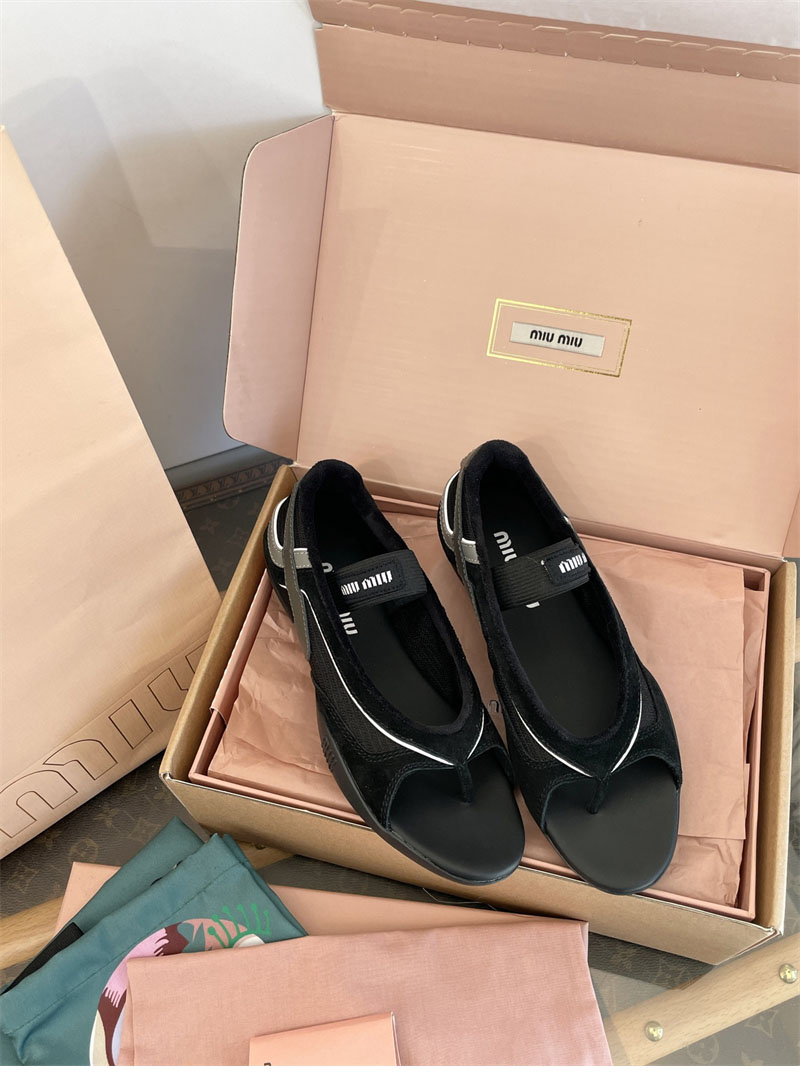 미우미우 김나지움 기능성 통 발레리나 블랙/그레이