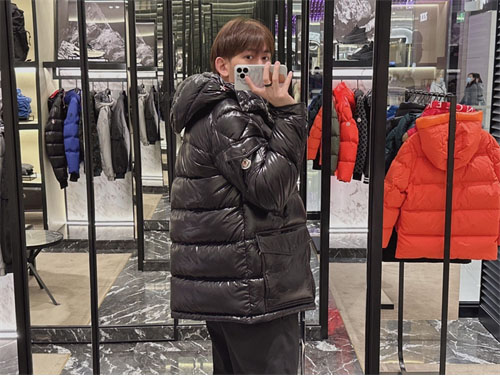 몽클레어 키아블라세 Chiablese 후드 숏 다운 패딩 자켓