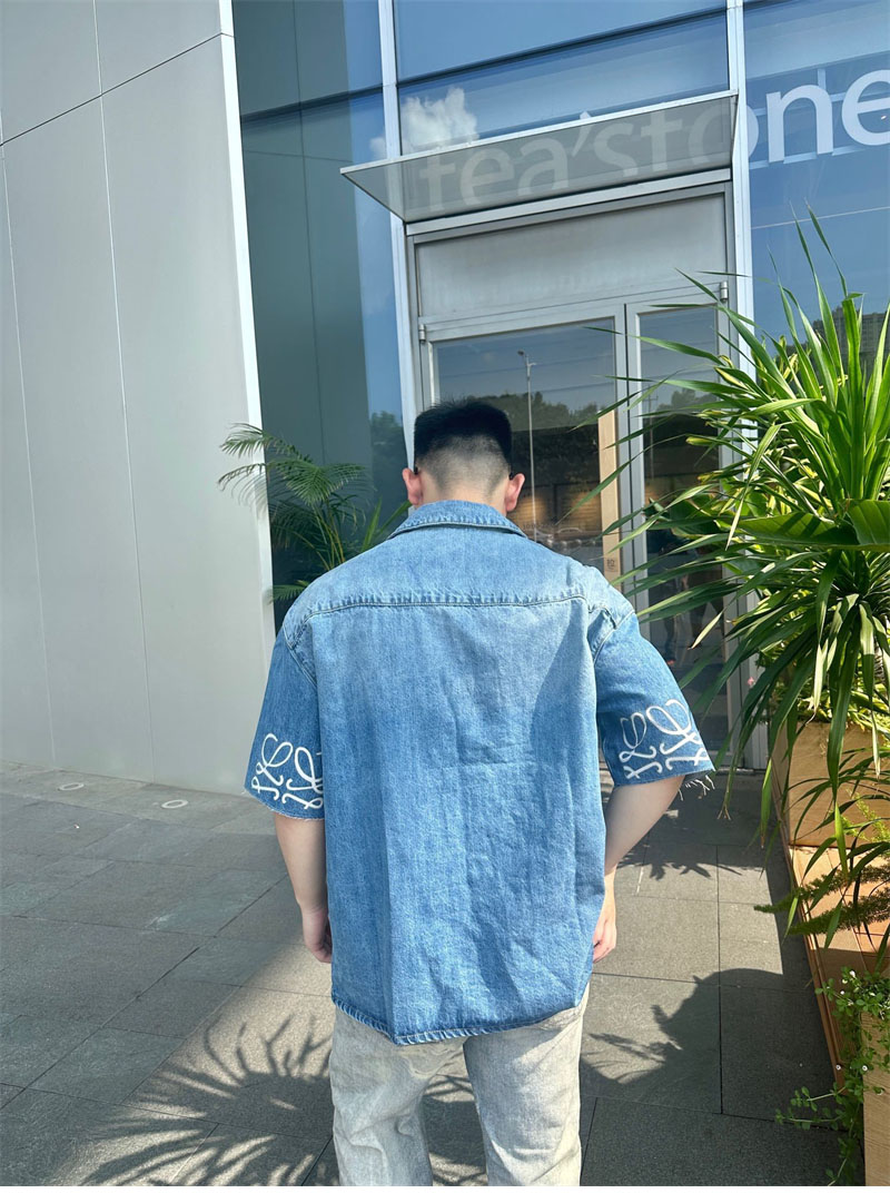 로에베 아나그램 워시드 데님 숏슬리브 셔츠