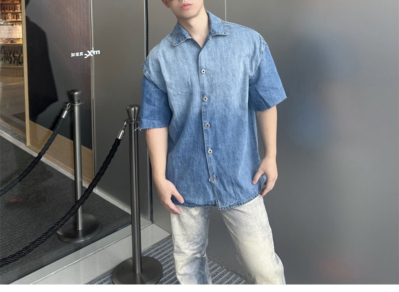 로에베 아나그램 워시드 데님 숏슬리브 셔츠