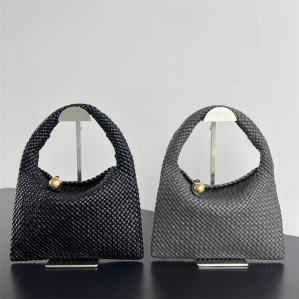 보테가베네타 토스카 바치 “ 2 COLOR ”