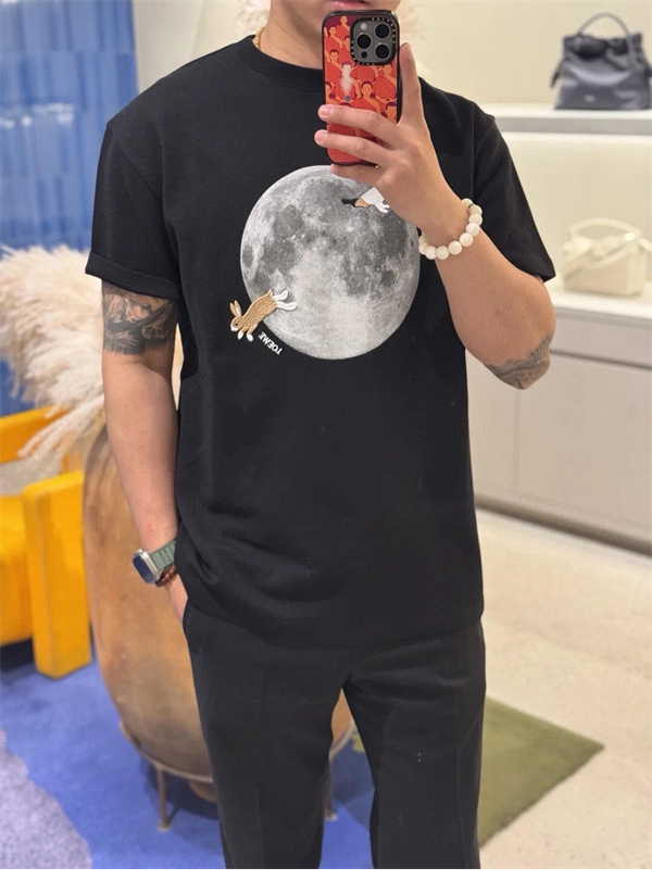 로에베 x 수나 후지타 Bunny & Moon 반팔 티셔츠