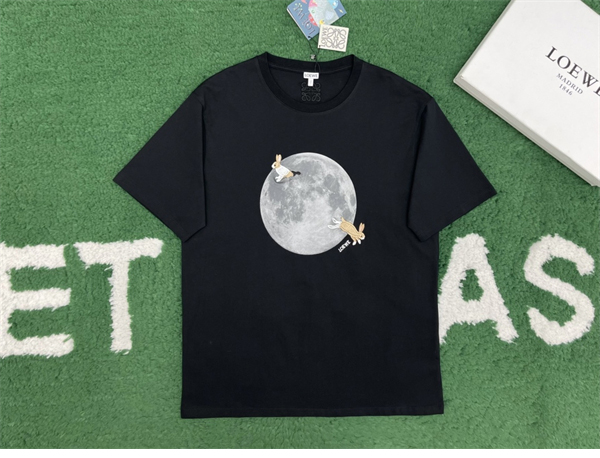 로에베 x 수나 후지타 Bunny & Moon 반팔 티셔츠