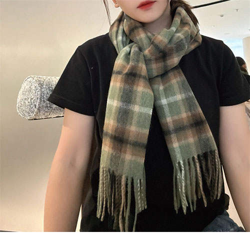 비비안웨스트우드 캐시미어 체크 머플러