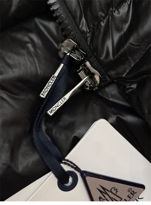 몽클레어 카베타즈 Cavettaz 롱 다운 패딩