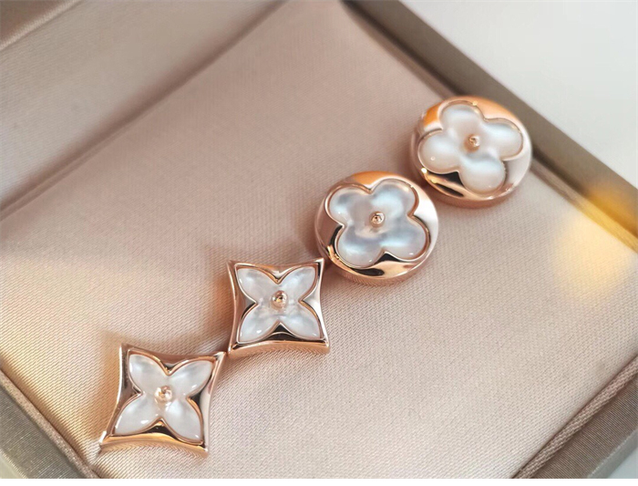 루이비통 컬러 블라썸 썬 귀걸이 Q96425