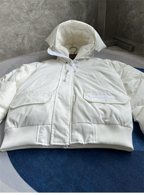 캐나다구스 패러다임 칠리왁 봄버 자켓