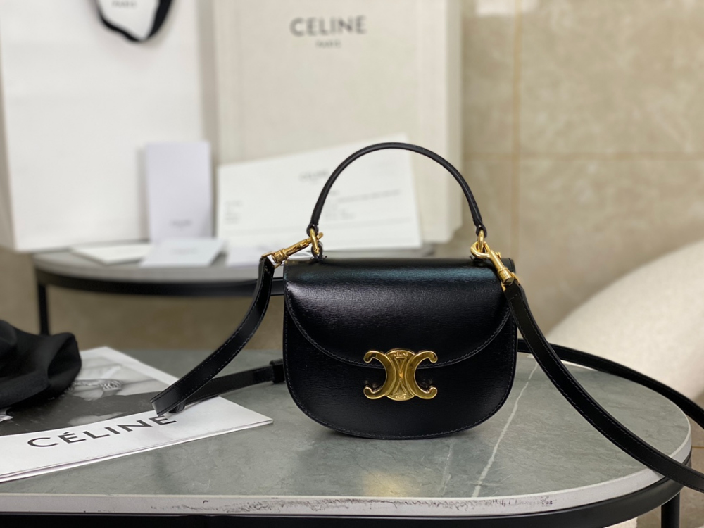 셀린느 Mini Clea Vesace Calfskin