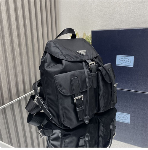 프라다 나일론 포코노 스몰 백팩