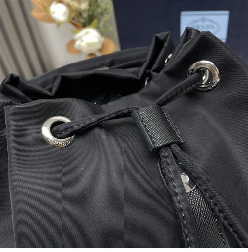 프라다 나일론 포코노 스몰 백팩