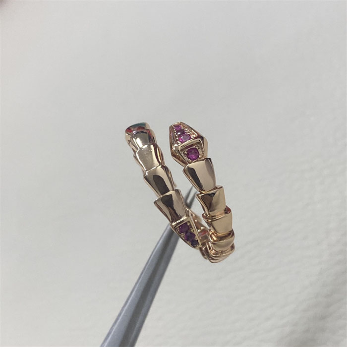 불가리 세르펜티 바이퍼 링