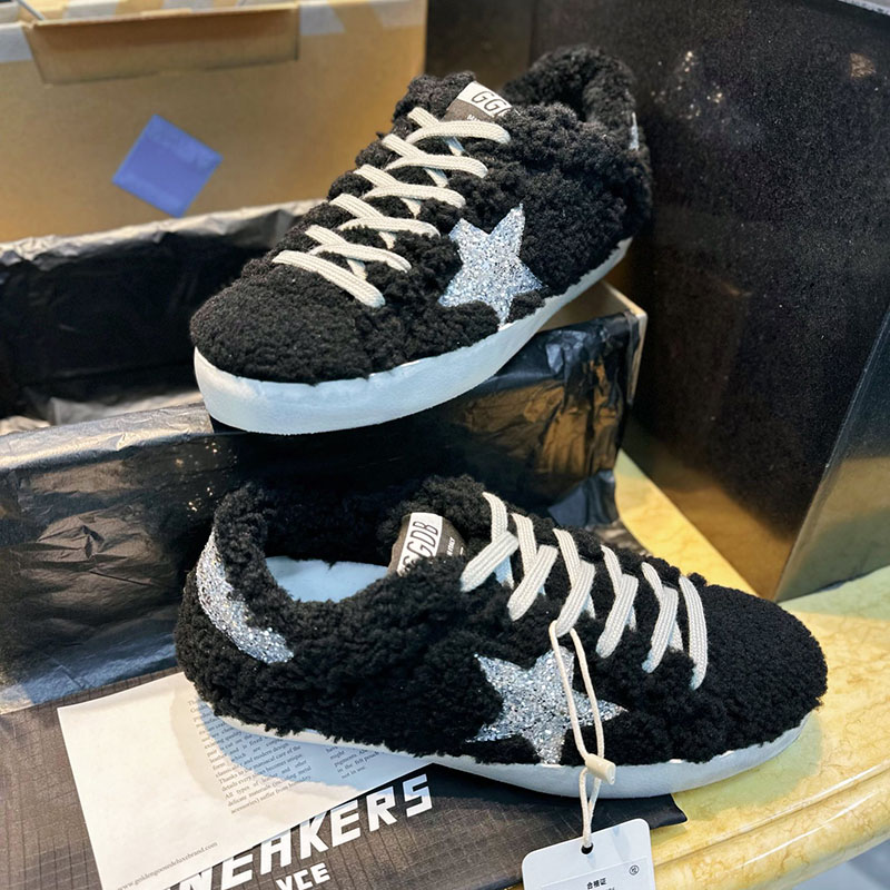 골든구스 슈퍼스타 글리터 시어링 로우탑 스니커즈