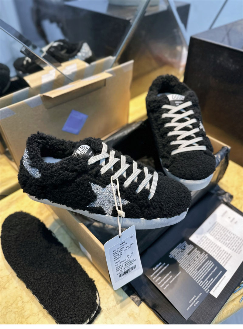 골든구스 슈퍼스타 글리터 시어링 로우탑 스니커즈