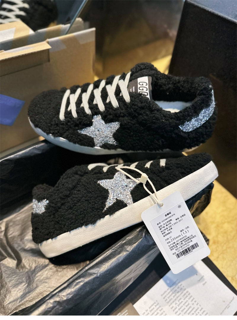 골든구스 슈퍼스타 글리터 시어링 로우탑 스니커즈