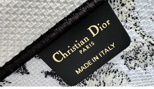 디올 북 토트백 라지 샤돈 화이트 데님 블루