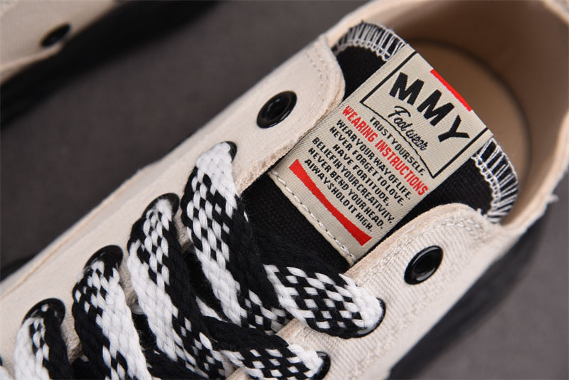 미하라 야스히로 피터슨23 OG 솔 캔버스 스니커즈 흰검