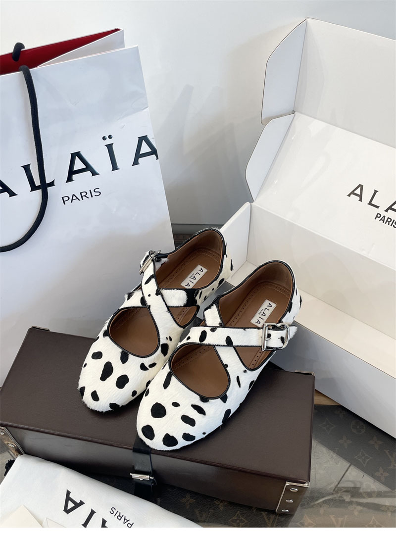 알라이아 크리스 크로스 레오파드 헤어카프 발레리나 슈즈