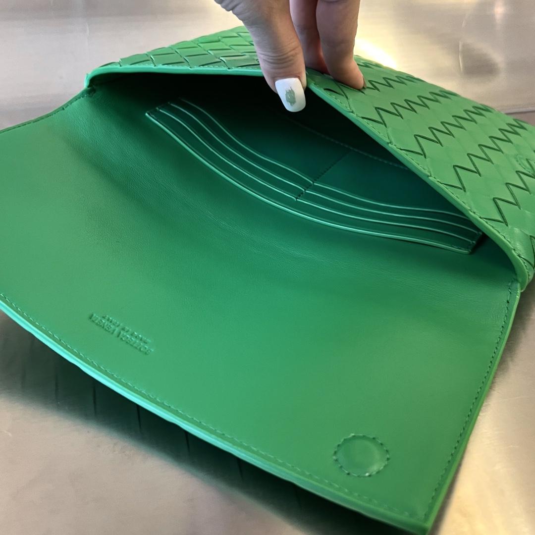 보테가 베네타 intrecio Flap Pouch