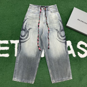 발렌시아가 Y2K 타투 배기 팬츠