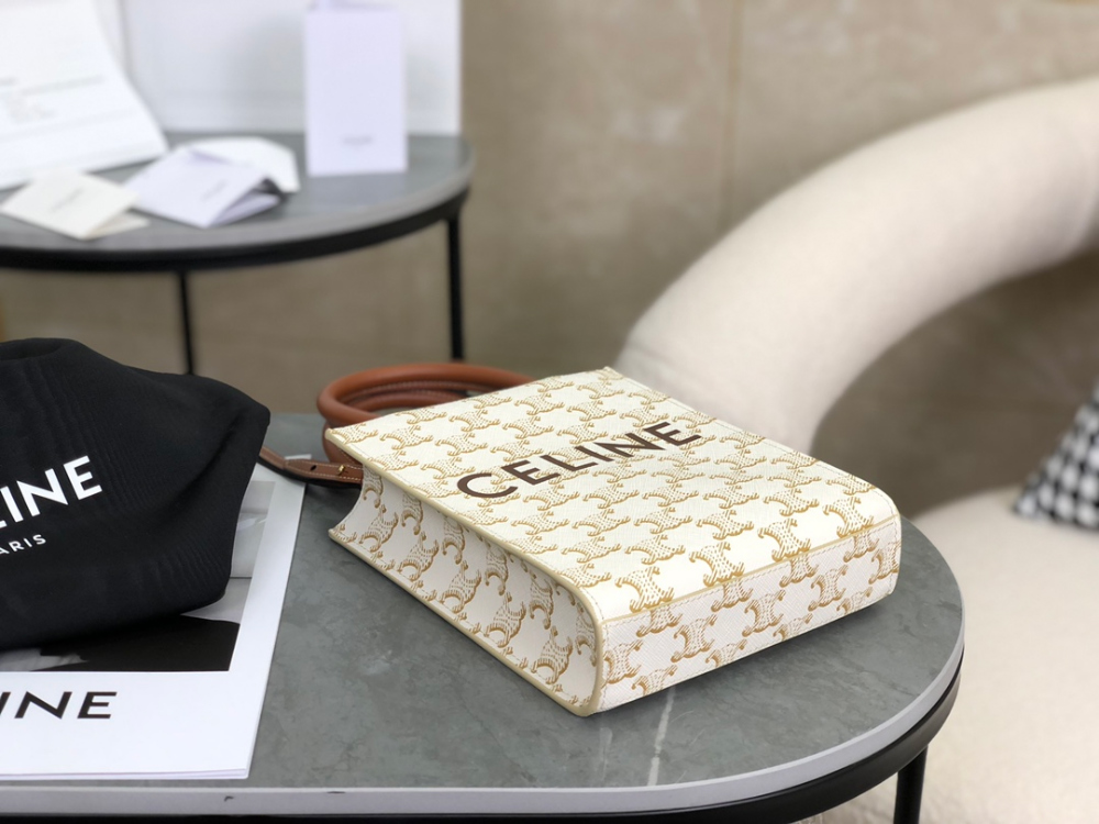 셀린느 Mini Vertical Cabas In Triomphe Canvas and Calfskin