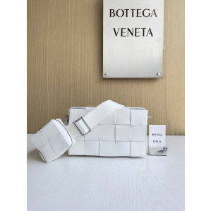Bottega Veneta Cassette With Versatile Strap