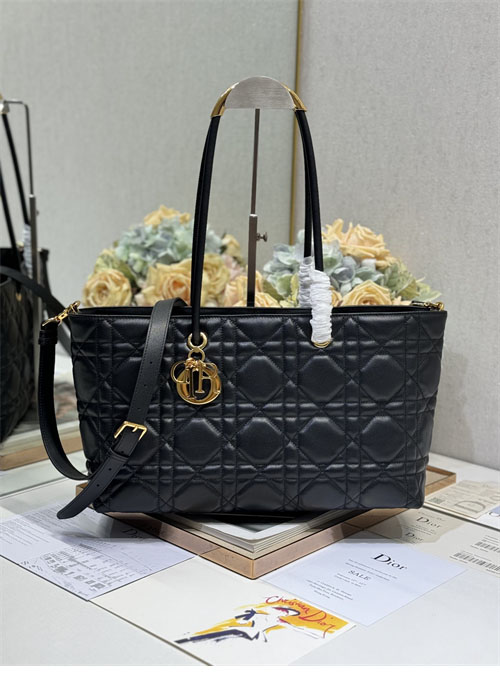 디올 뚜주흐 백 스몰 블랙 매크로 까나쥬