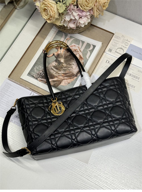 디올 뚜주흐 백 스몰 블랙 매크로 까나쥬