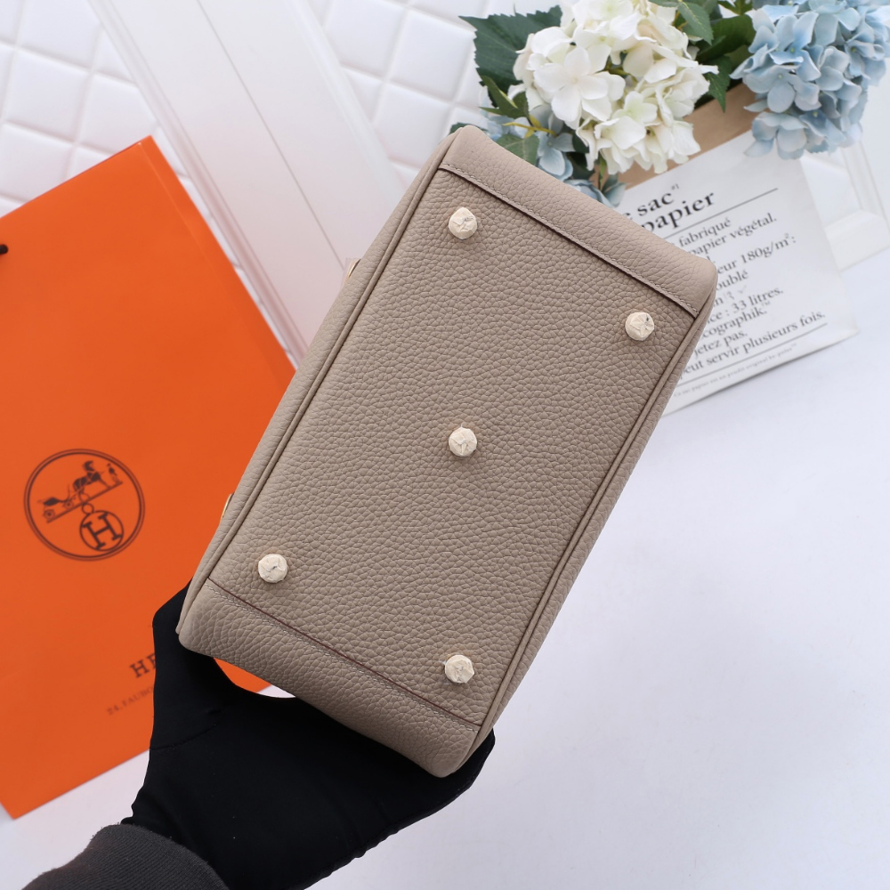 에르메스 린디 26