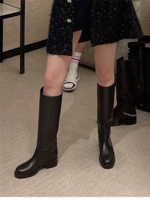 샤넬 cc로고 22b 하이 부츠