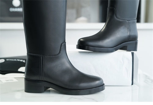 샤넬 cc로고 22b 하이 부츠