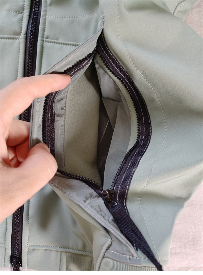 스톤아일랜드 소프트 쉘-R 자켓 Q0122