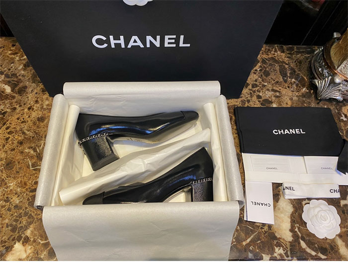 샤넬 체인 펌프스