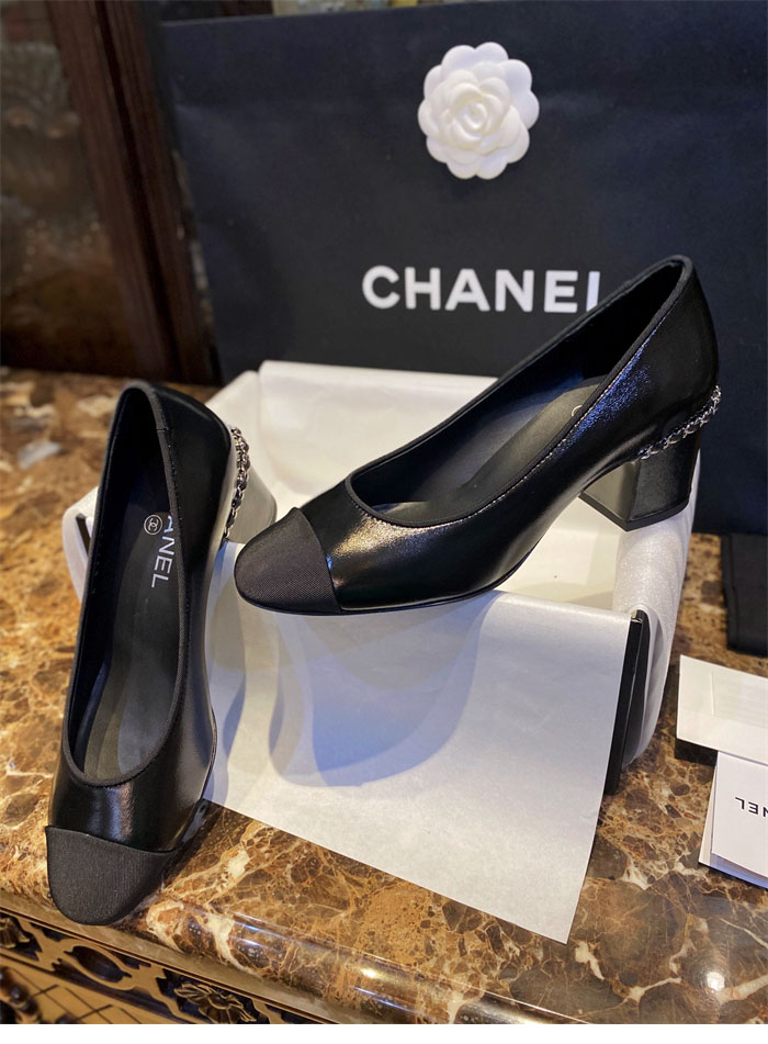 샤넬 체인 펌프스