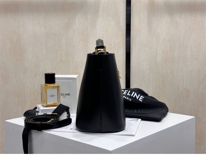 셀린느 루이즈 스몰 숄더백 소프트 카프스킨 119713