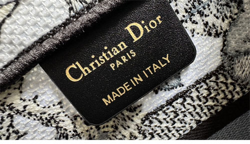 디올 북 토트백 스몰 샤돈 화이트 데님 블루