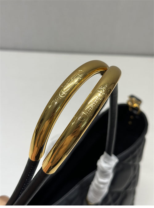 디올 뚜주흐 백 라지 블랙 그래픽 까나쥬