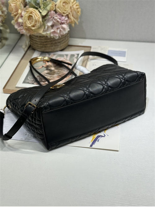 디올 뚜주흐 백 라지 블랙 그래픽 까나쥬