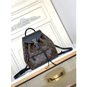Louis Vuitton Montsouris PM