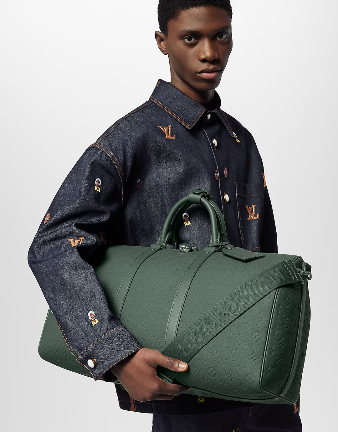 루이비통 토뤼옹 모노그램 패턴 키풀 반둘리에 50 트래블백