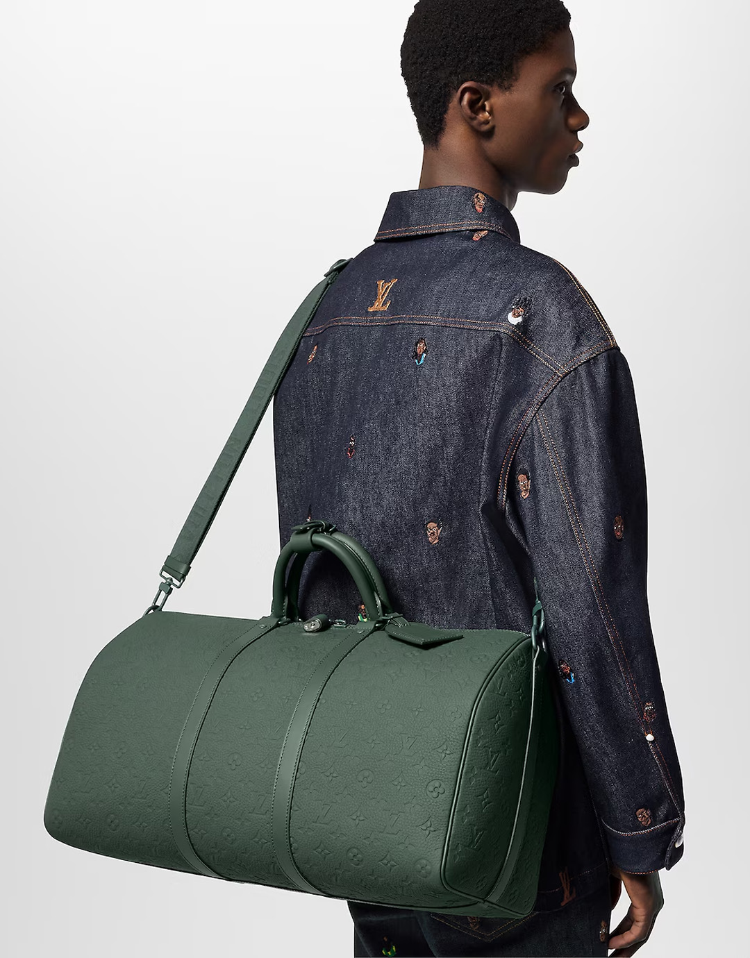 루이비통 토뤼옹 모노그램 패턴 키풀 반둘리에 50 트래블백