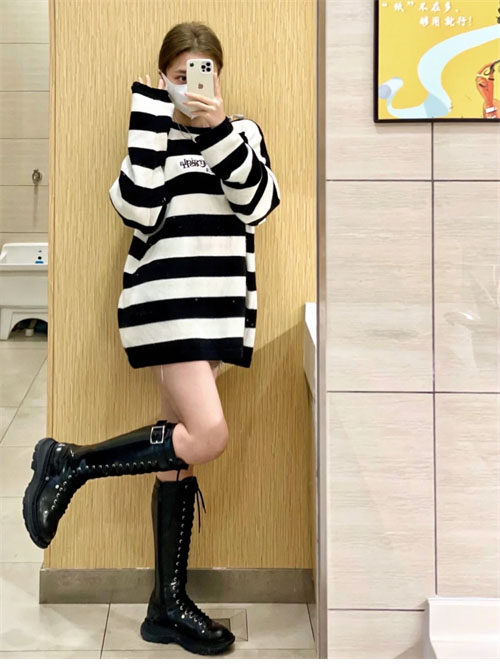 알렉산더 맥퀸 트레드 슬릭 부츠