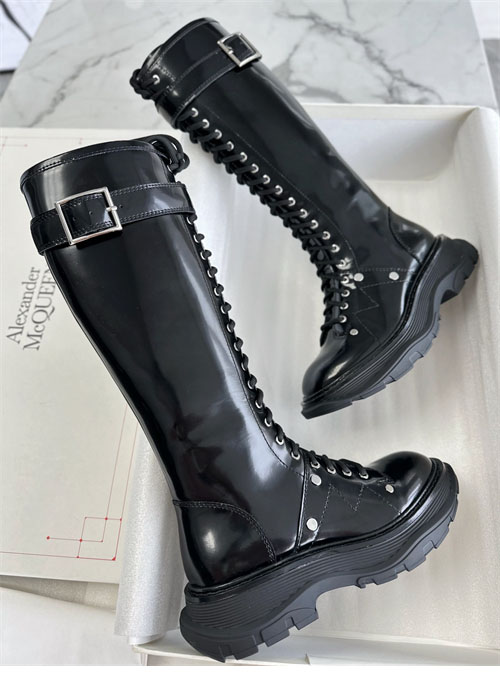 알렉산더 맥퀸 트레드 슬릭 부츠