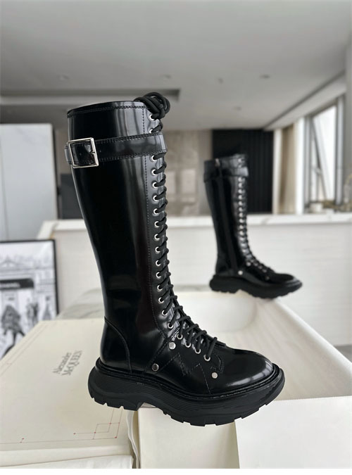 알렉산더 맥퀸 트레드 슬릭 부츠