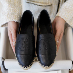 샤넬 블랙 레더 에스파듀 “35SIZE – 41SIZE”