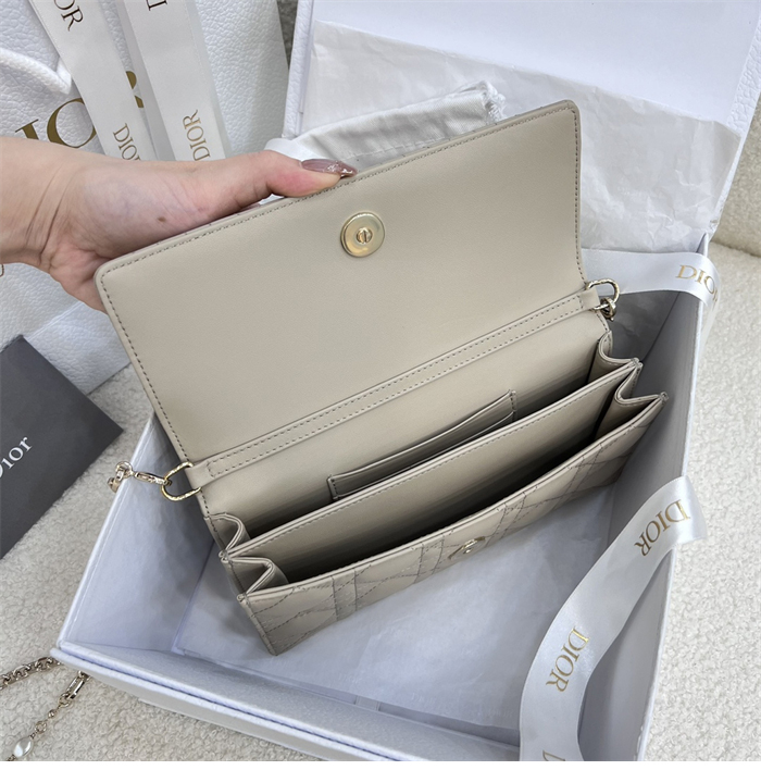 디올 미스 디올 미니 체인백 브라우니쉬 그레이 까나쥬