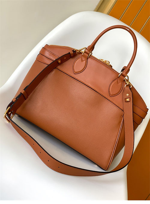 루이비통 하이엔드 레더 방돔 MM M22925