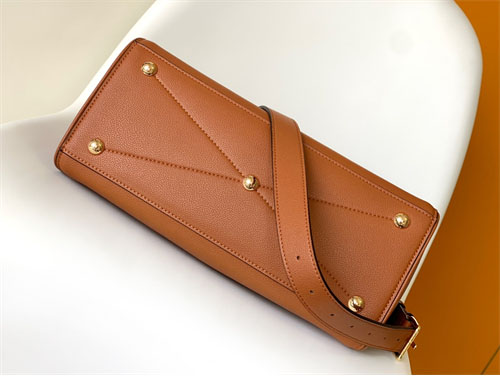 루이비통 하이엔드 레더 방돔 MM M22925