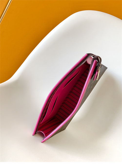 루이비통 포쉐트 보야주 MM 마사카 모노그램 M12818